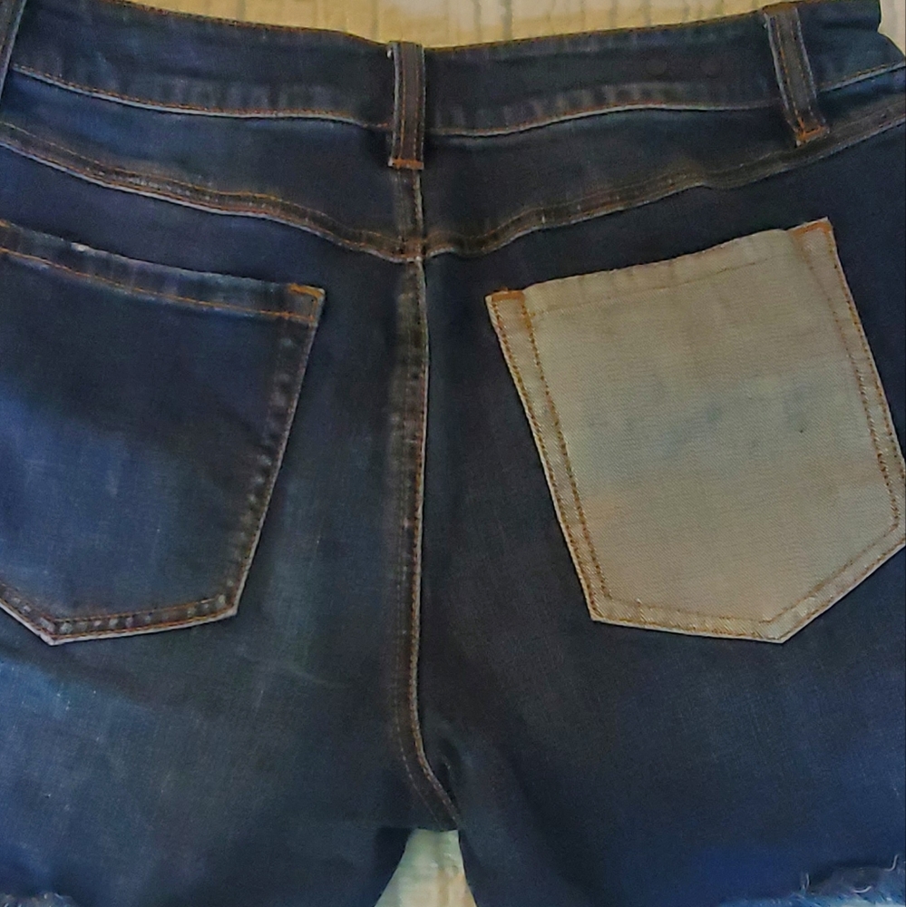 Cabi #5594 Tomboy shorts sz8